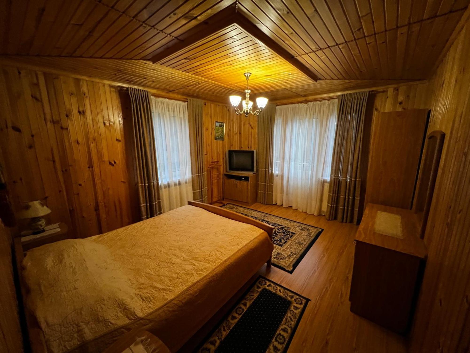 Marmarosy Hotel Vorochta Buitenkant foto
